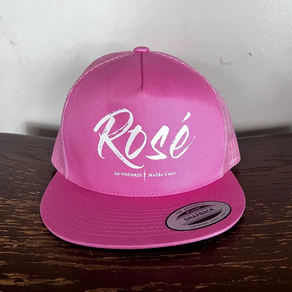 ⭐️ Rosé Snapback Trucker Hat